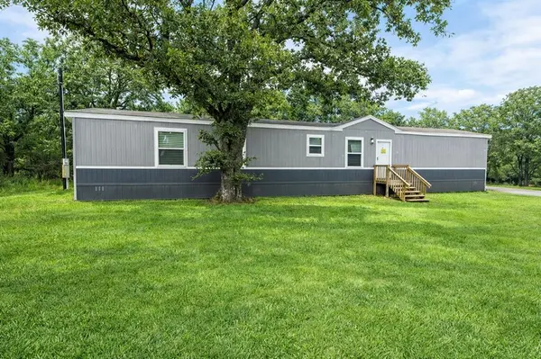 137 Santa Fe Trail, Nocona, TX 76255