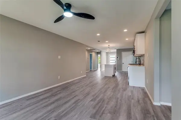 4519 Yancy Street, Dallas, TX 75216