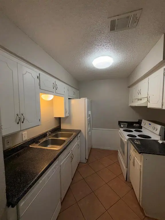 708 E Pecan Street, Hurst, TX 76053