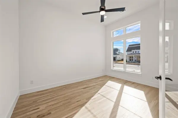 912 Highlands Avenue, Aledo, TX 76008