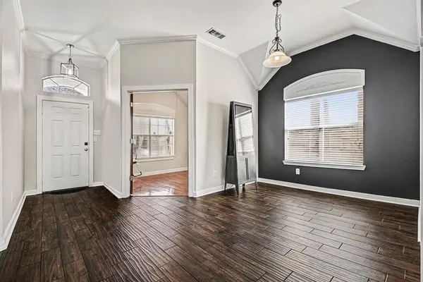 5609 Phoenix Drive, The Colony, TX 75056