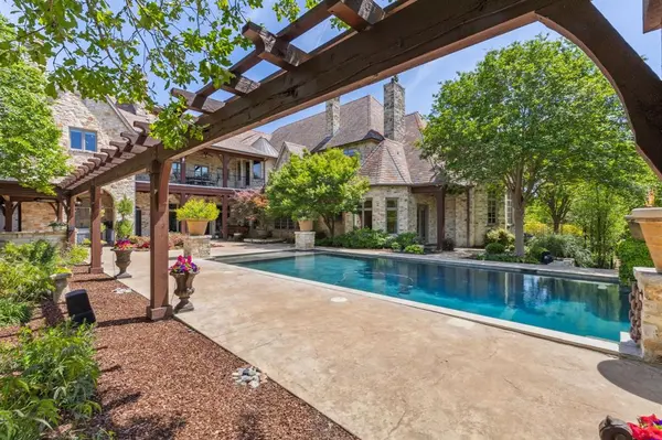 2505 Pelican Court, Flower Mound, TX 75022