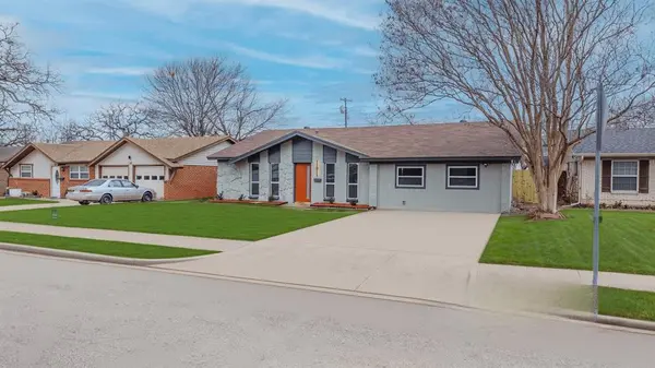 1101 Fouts Drive, Irving, TX 75061