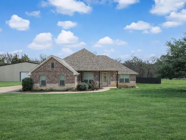 3801 Crimsonwood Drive,  Sherman,  TX 75090