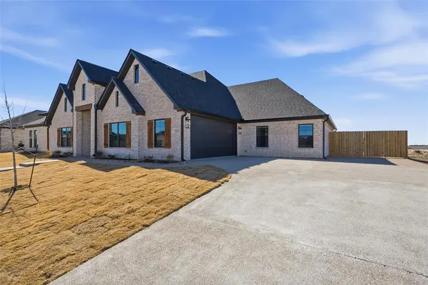 2125 Bond, Lorena, TX 76655