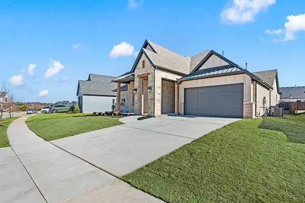 914 Highlands Avenue, Aledo, TX 76008