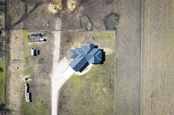 2415 Bucksnort Road, Van Alstyne, TX 75495