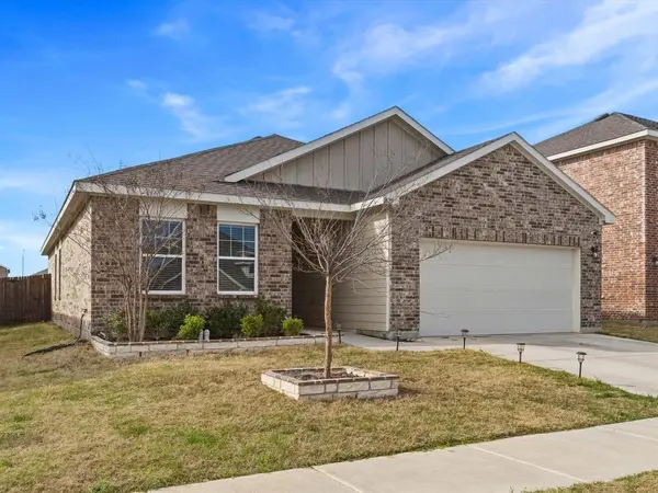 1425 Escondido Drive, Fort Worth, TX 76052