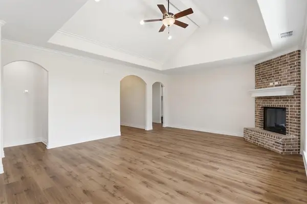 114 Hay Meadow Drive, Winona, TX 75792