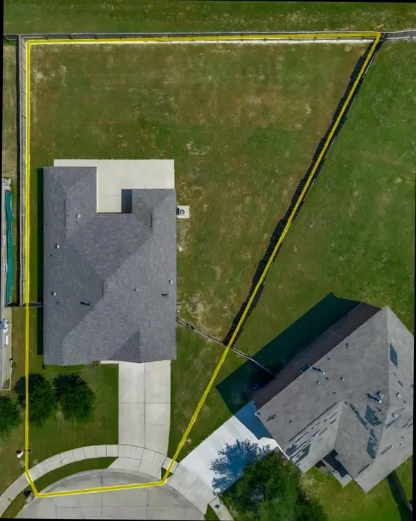 2114 Foxglove Court, Forney, TX 75126