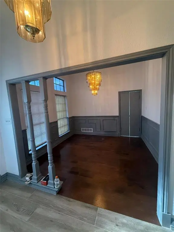 1009 Village Wood Court, Arlington, TX 76012