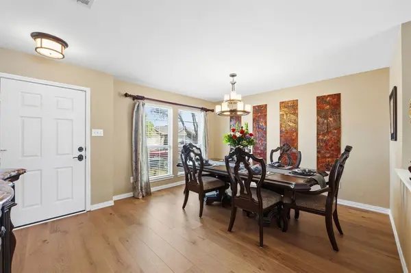 1704 Heron Drive, Aubrey, TX 76227