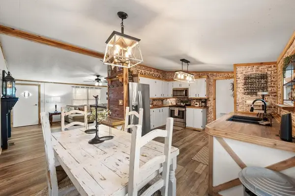 379 FCR #161, Streetman, TX 75859