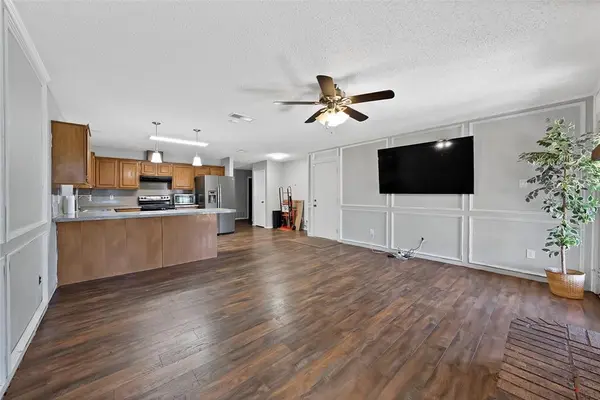 7337 Indiana Avenue, Fort Worth, TX 76137