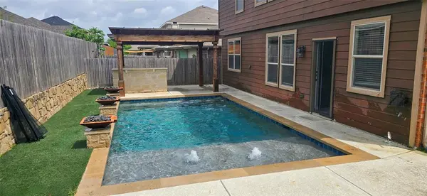 10401 Turning Leaf Trail, Fort Worth, TX 76131