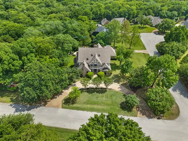 1349 Lakeview Drive, Southlake, TX 76092