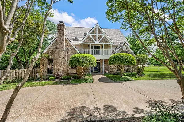 1349 Lakeview Drive, Southlake, TX 76092