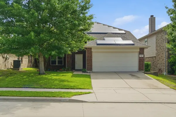 10020 Chrysalis Drive, Fort Worth, TX 76131