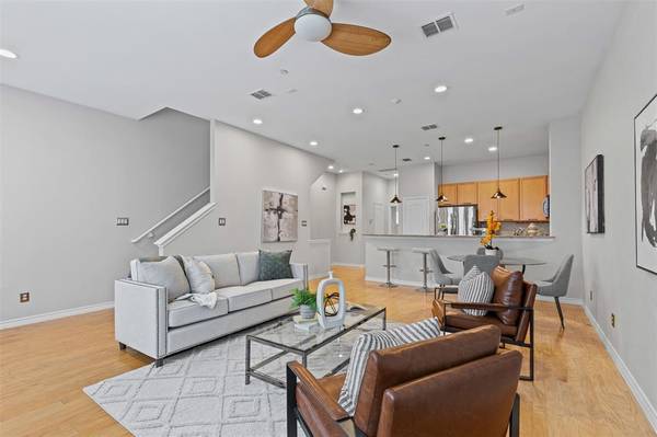 15759 Seabolt #44, Addison, TX 75001