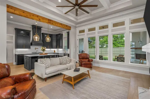 1024 Horizon Hill Drive, Shreveport, LA 71106