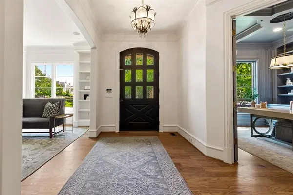 5701 Armstrong Parkway, University Park, TX 75205