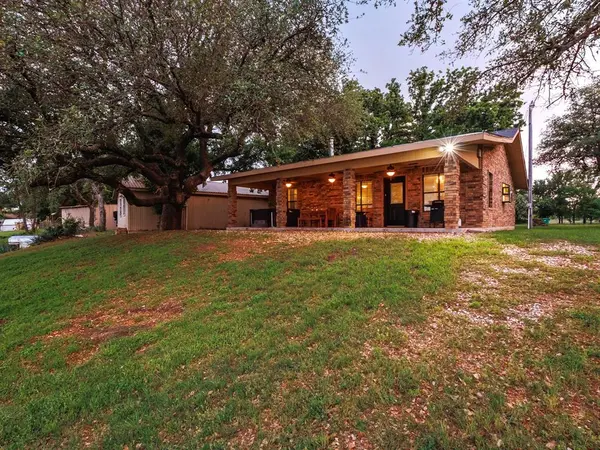 7850 County Road 551, Brownwood, TX 76801