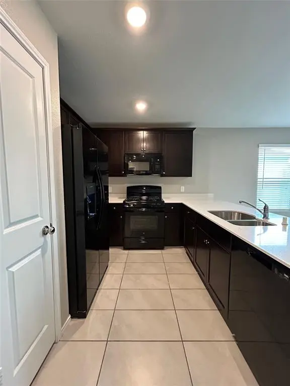 8428 Fawn Creek Drive, Fort Worth, TX 76123