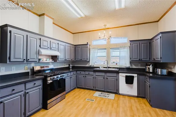 25220 Myers RD, Colorado Springs, CO 80928