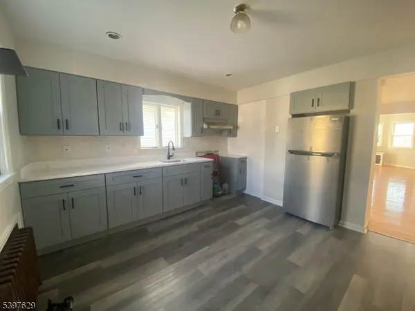 26 E 2Nd St, Clifton City, NJ 07011