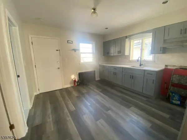 26 E 2Nd St, Clifton City, NJ 07011