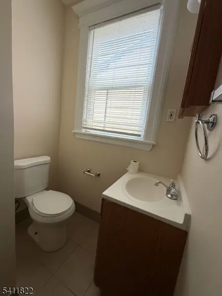 60 Vermont Ave #1, Newark City, NJ 07106