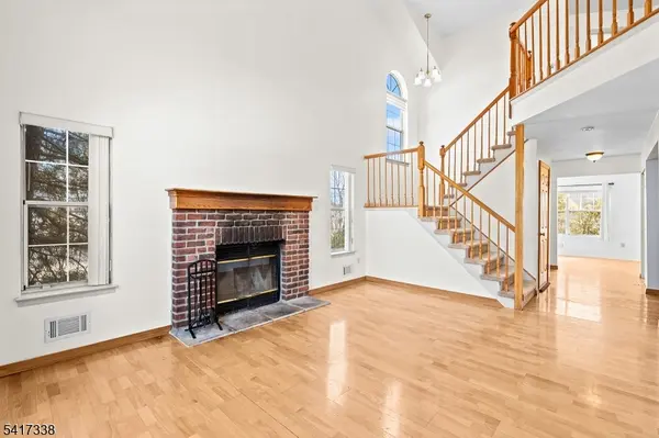 12 Buffalo Hollow Rd, Branchburg Twp., NJ 08876