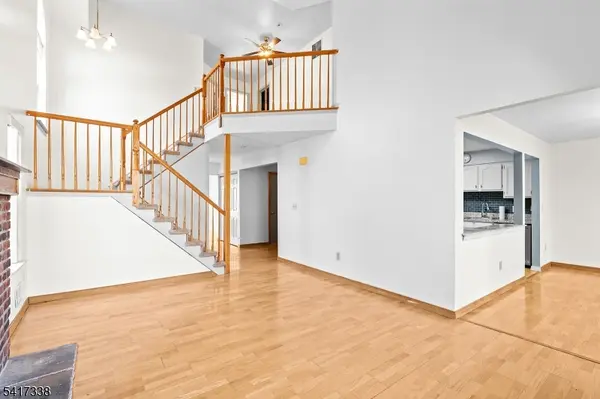 12 Buffalo Hollow Rd, Branchburg Twp., NJ 08876