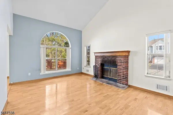 12 Buffalo Hollow Rd, Branchburg Twp., NJ 08876