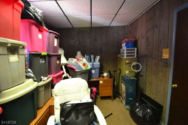 74 Cathedral Ave, Clifton City, NJ 07014