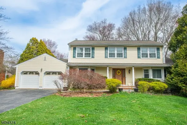 30 Clearfield Rd, Roxbury Twp., NJ 07876