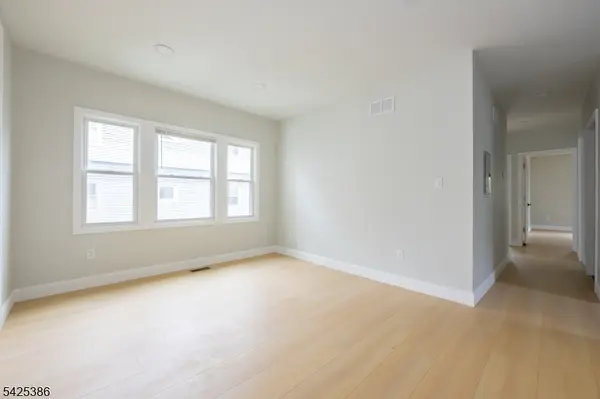 59 Watchung Ave #1, Montclair Twp., NJ 07042