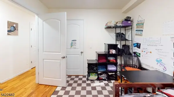 800 Bergen St, Newark City, NJ 07108