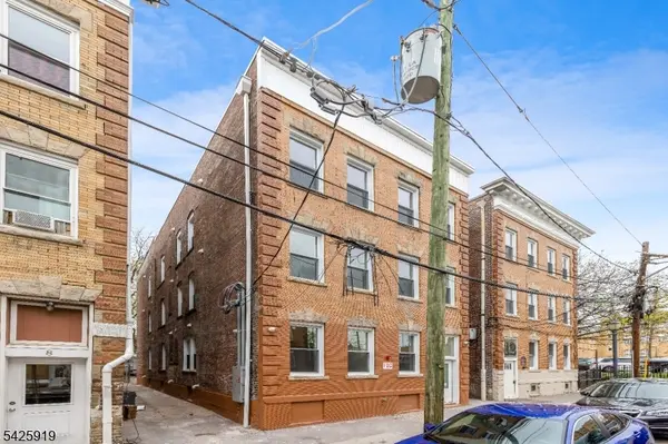 10 School St #7, Passaic City, NJ 07055