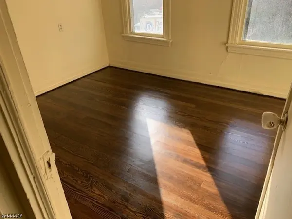 11 Hillside Terrace #1, Newton Town, NJ 07860