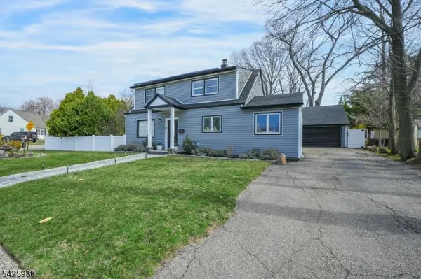 33 Cathy Ave, Hawthorne Boro, NJ 07506