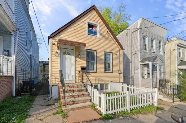 11 Tichenor Ter, Irvington Twp., NJ 07111