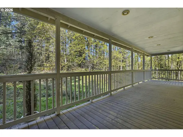 16111 S REDLAND RD, Oregon City, OR 97045