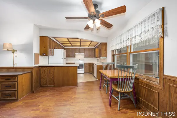 1908 Elizabeth LN, Georgetown Twp, MI 49428