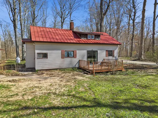 15359 N Clear Lake DR, Colfax Twp, MI 49307