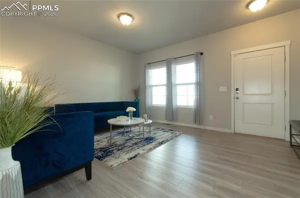 5927 Mumford DR, Colorado Springs, CO 80925