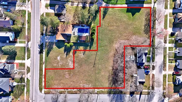 VL Chapin ST, Cadillac, MI 49601