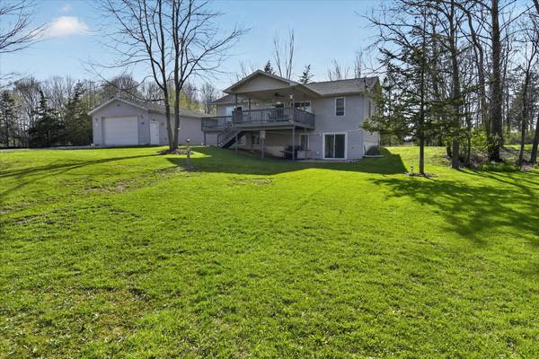 14165 Crampton RD, Amboy Twp, MI 49232