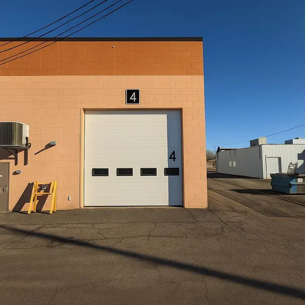 11402 100 ST #B, Grande Prairie, AB T8V 2N5