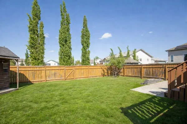 431 Carriage Lane XING, Carstairs, AB T0M 0N0